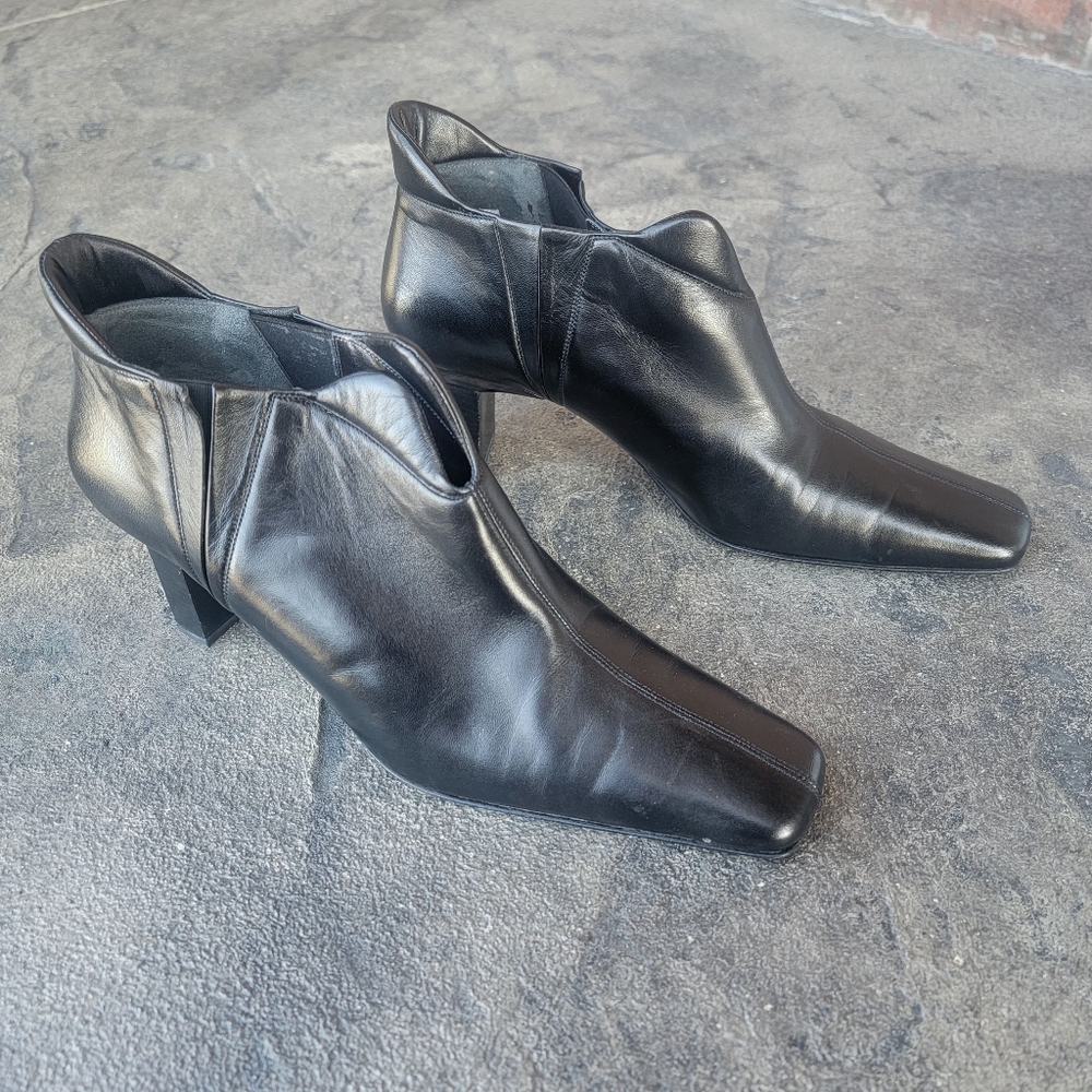 Bruno Magli Boyer Black Women's Heeled Boots